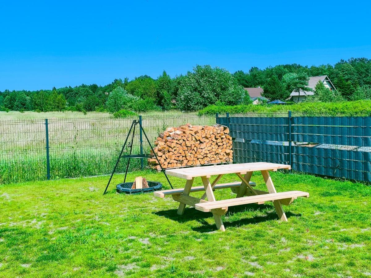 Slonce I Woda Domki Caloroczne, Klimatyzacja, Podgrzewany Basen, Bezplatny Parking Leba Exterior foto