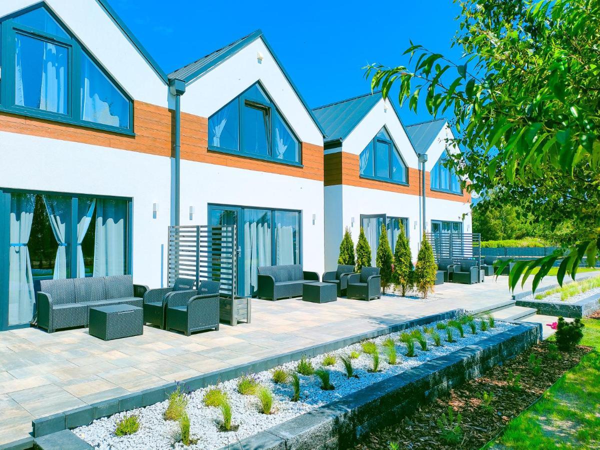 Slonce I Woda Domki Caloroczne, Klimatyzacja, Podgrzewany Basen, Bezplatny Parking Leba Exterior foto